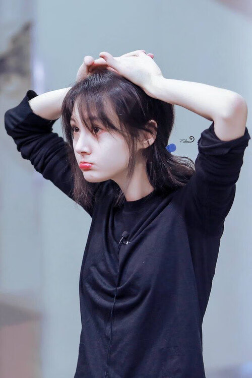 “马科斯·梅特罗：阿根廷美洲狮队的无畏斗士，未来光明”